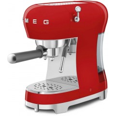 Рожковая кофеварка Smeg ECF02RDEU