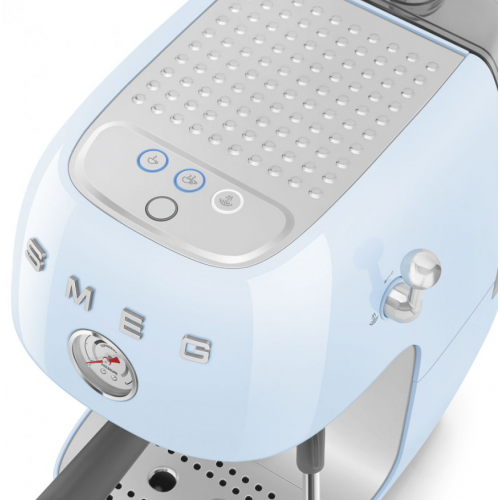 Рожковая кофеварка Smeg ECF03PBEU