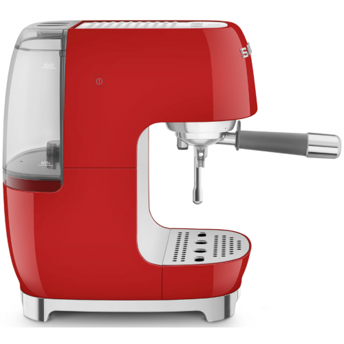 Рожковая кофеварка Smeg ECF03RDEU