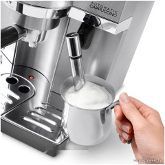 Рожковая кофеварка Delonghi EC 860.M