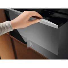 Микроволновая печь Electrolux MealAssist 700 KVMBE09X