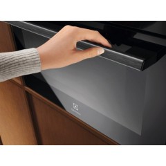 Микроволновая печь Electrolux MealAssist 700 LVM9E2XZ