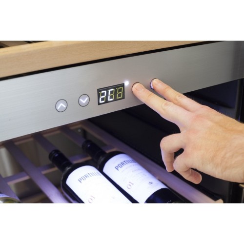 Винный шкаф Caso WineComfort 1800 Smart