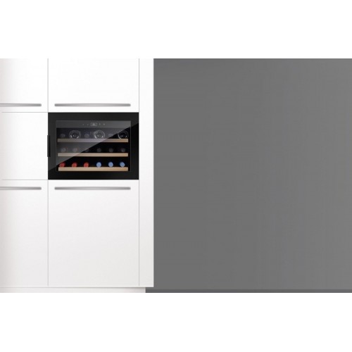 Винный шкаф Caso WineSafe 18 EB black