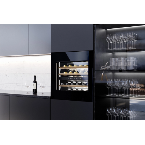 Винный шкаф Caso WineDeluxe WD 24