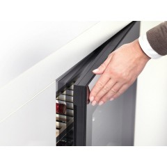 Винный шкаф Miele KWT 6322 UG