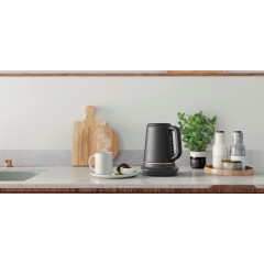 Электрический чайник Electrolux E7K1-6BP