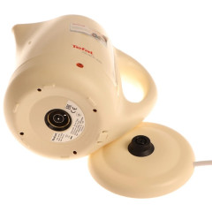 Электрический чайник Tefal BF 9252