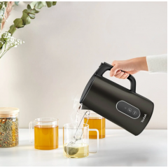 Электрический чайник Tefal KI831E10