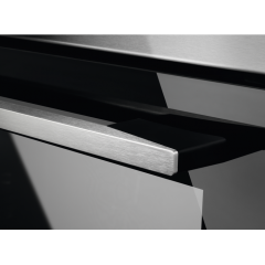 Духовой шкаф Electrolux OKC6P51X