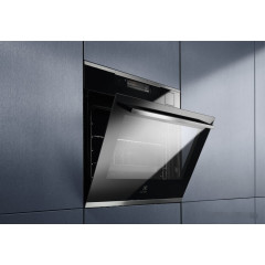 Духовой шкаф Electrolux OKA9S31WX