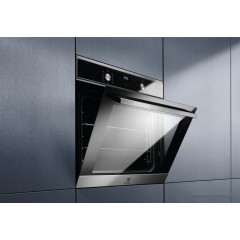 Духовой шкаф Electrolux EOF5C50BX