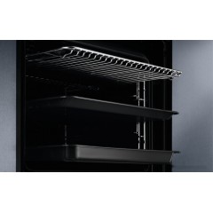 Духовой шкаф Electrolux AssistedCooking SENSE 800 KOEBP39WZ
