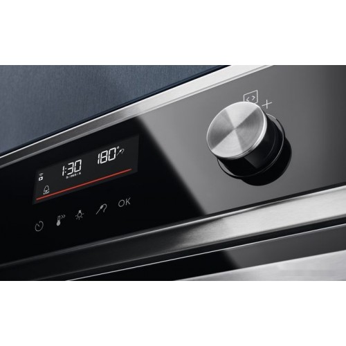 Духовой шкаф Electrolux SteamBake 600 EOD6P77WX