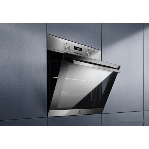 Духовой шкаф Electrolux SurroundCook FLEX 600 EOF3H50X