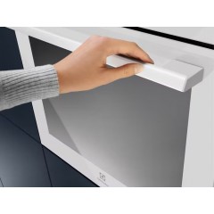 Духовой шкаф Electrolux SteamBake 600 EOD6F77WV