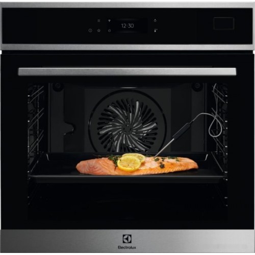 Духовой шкаф Electrolux EOB8S39WX