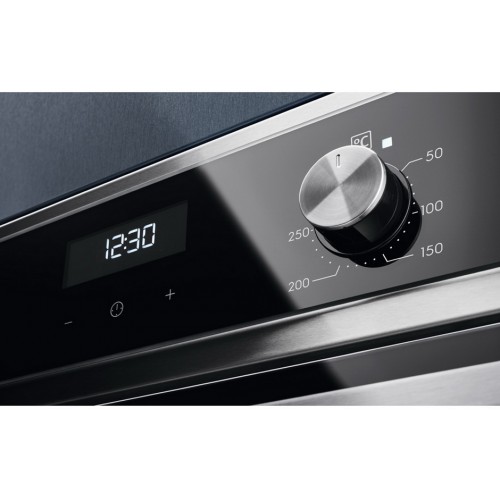Духовой шкаф Electrolux EOD5F70BX