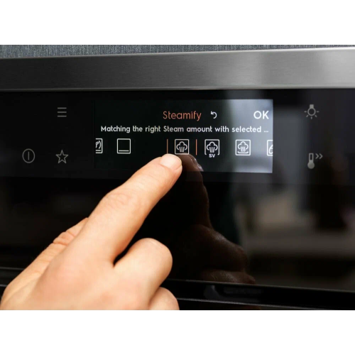 Духовой шкаф Electrolux MealAssist 700 LOE8H39Z