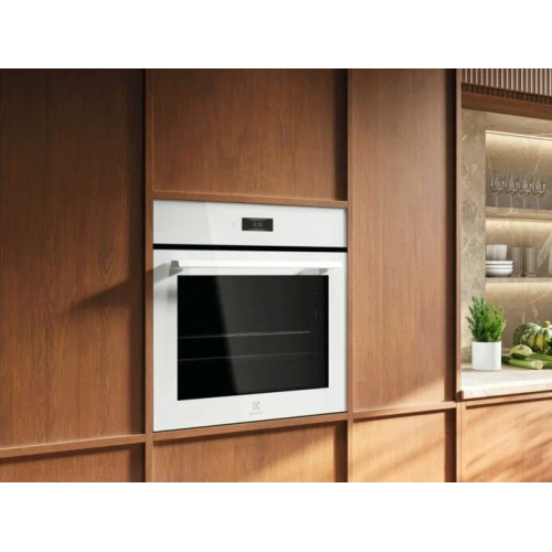 Духовой шкаф Electrolux MealAssist 700 LOE8H39V
