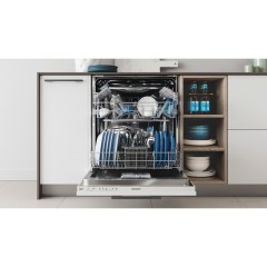 Посудомоечная машина Indesit DIE 2B19 A