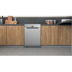 Посудомоечная машина Hotpoint-Ariston HFC 3C26 F X