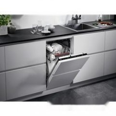 Посудомоечная машина AEG FSE62417P