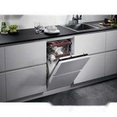 Посудомоечная машина AEG FSE73527P