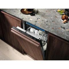 Посудомоечная машина Electrolux EEQ843100L