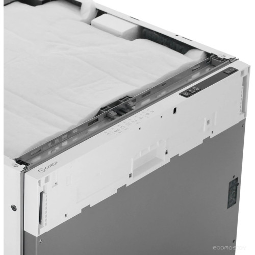 Посудомоечная машина Indesit DI 5C29