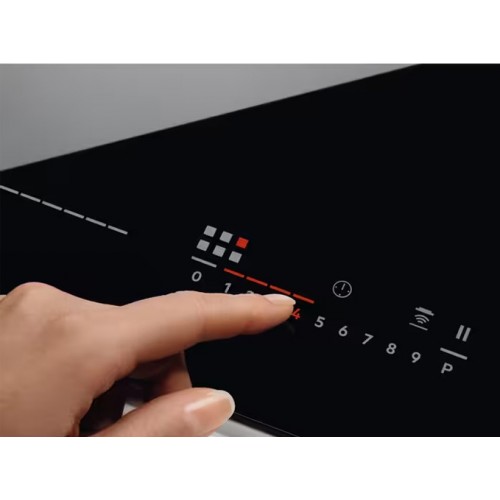 Варочная панель Electrolux EIV87675 (Black)