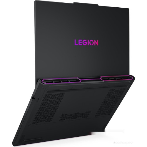 Ноутбук Lenovo Legion Pro 7 16IAX10H 83F50022RK