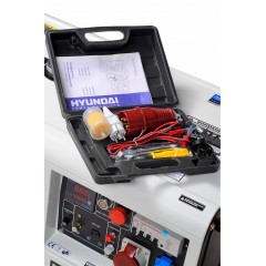 Генератор Hyundai DHY 8000SE-3