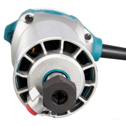 Фрезер Makita RT0702C