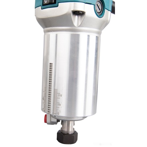 Фрезер Makita RT0702C