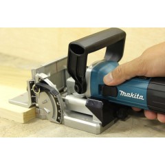 Фрезер Makita PJ7000