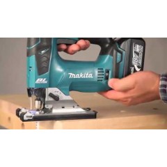 Лобзик Makita DJV182Z