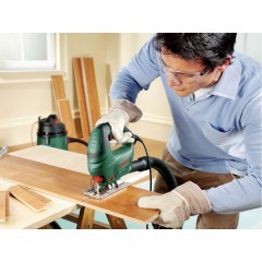 Лобзик Bosch PST 700 E