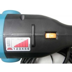 Угловая шлифмашина Makita SA7000C