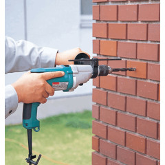Дрель ударная Makita HP 2051
