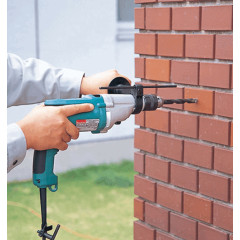 Дрель ударная Makita HP2051F