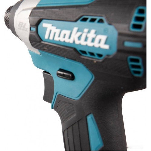 Винтоверт Makita DTD157RTJ (с 2-мя АКБ, кейс )