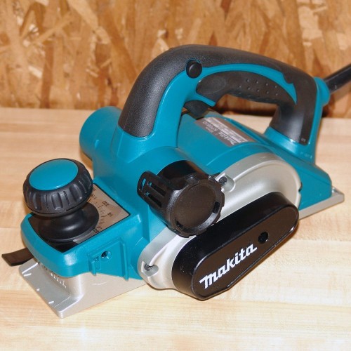 Электрорубанок Makita KP0810