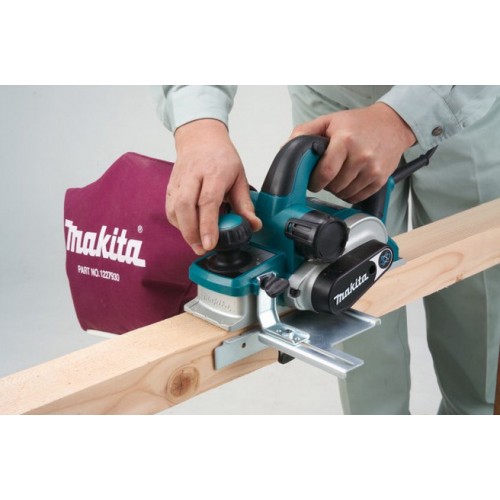 Электрорубанок Makita KP 0810 C