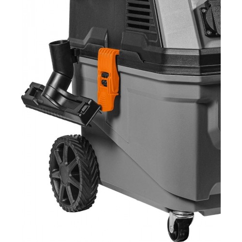 Промышленный пылесос BORT BAX-700