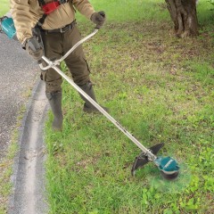 Триммер Makita UR002GZ05 (без АКБ)