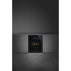 Винный шкаф Smeg CVI638LWN3