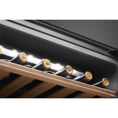 Винный шкаф Smeg CVI621LWNX3