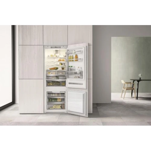 Холодильник с нижней морозильной камерой Whirlpool SP40 802 EU