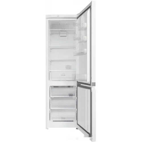 Холодильник Hotpoint-Ariston HTS 4200 W